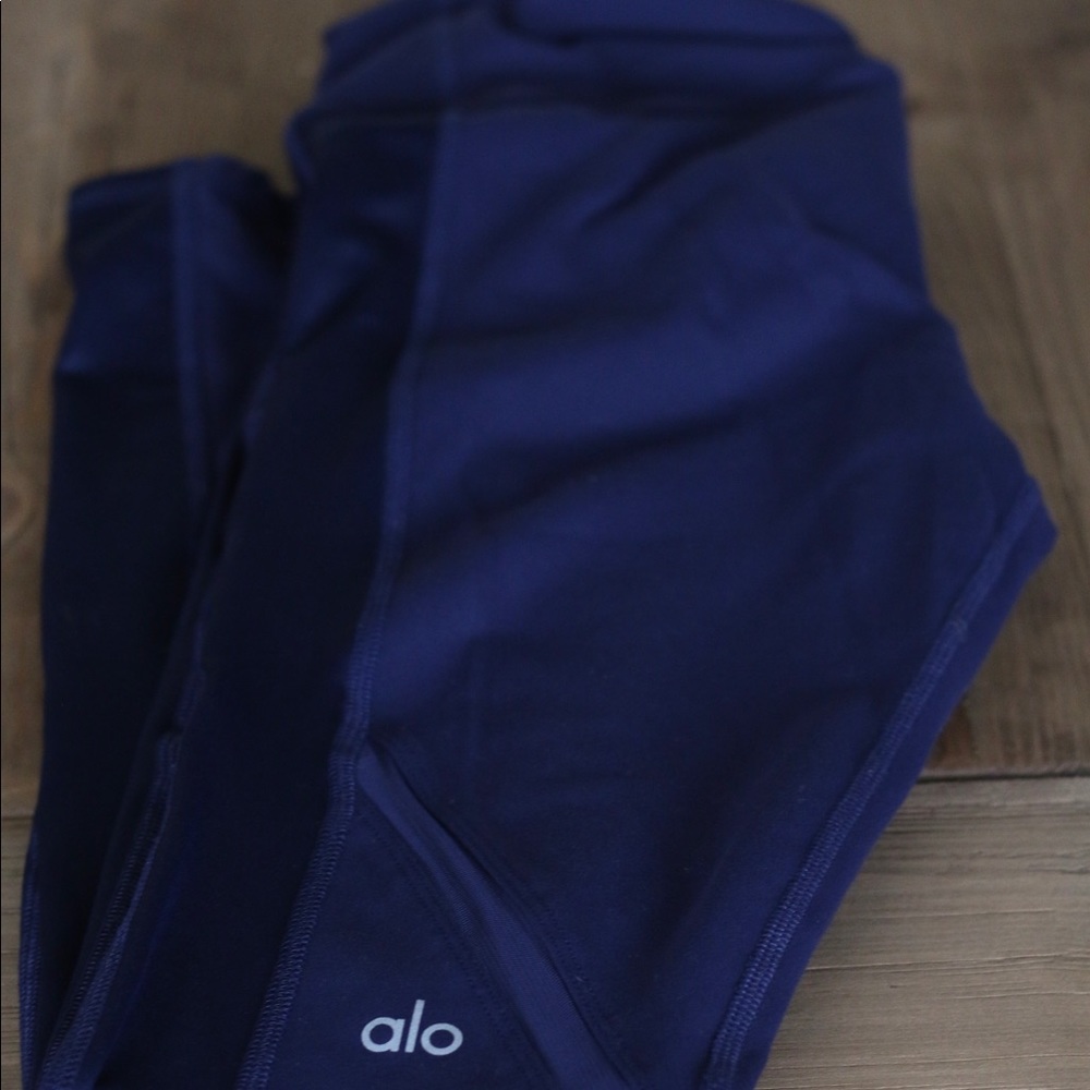 Alo yoga high waisted ultimate legging